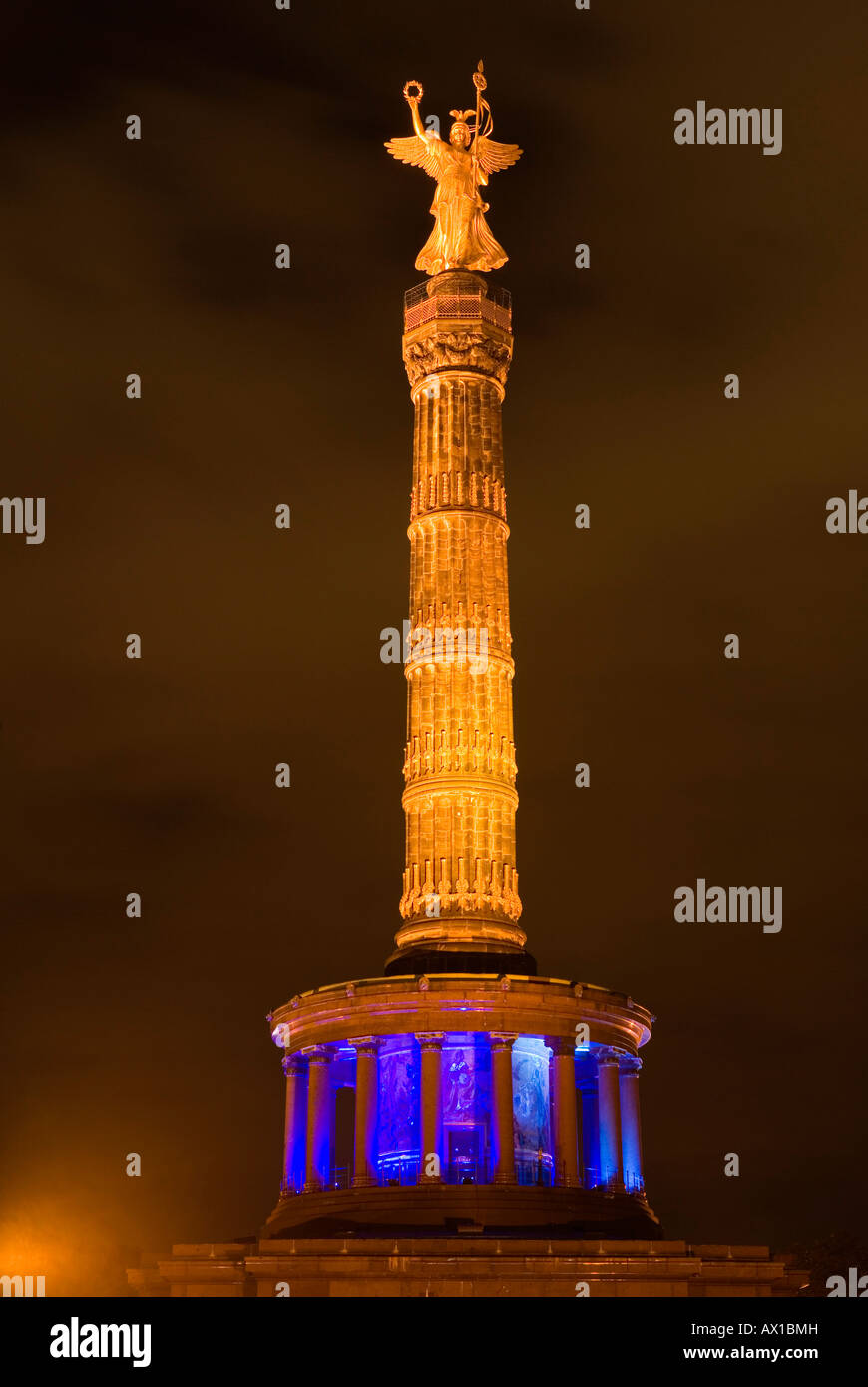 Victory Column at night, Berlin Stock Photo - Alamy