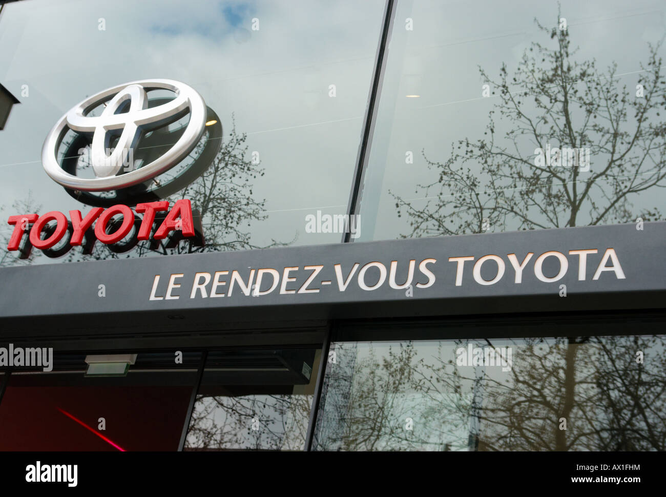 Toyota Showroom Champs Elysees Paris France Stock Photo - Alamy