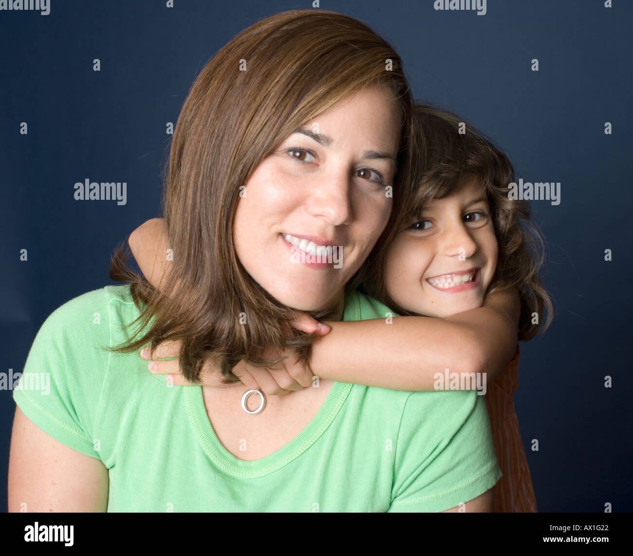 Portrait Latino mother and daughter Stock Photo - Alamy