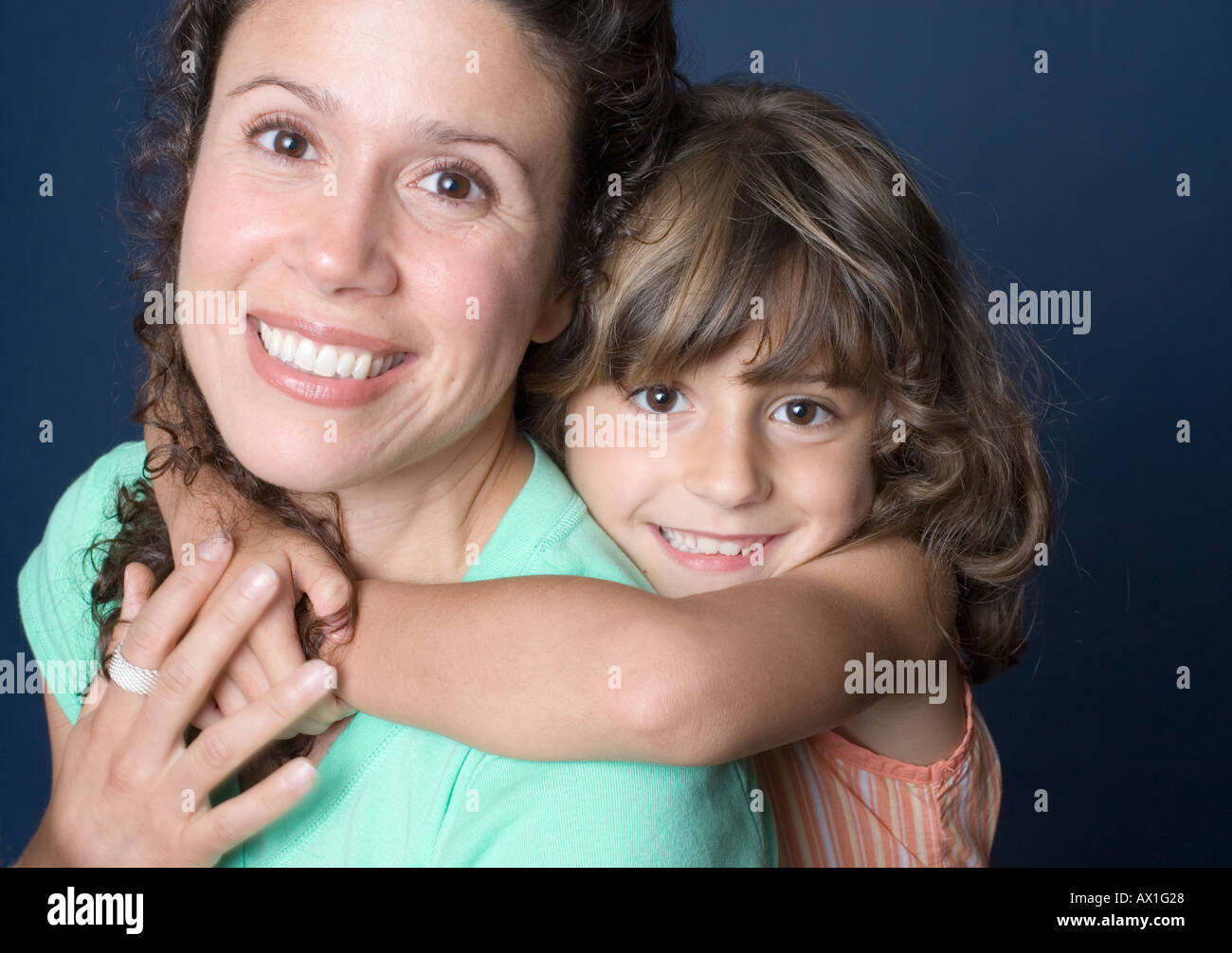 Portrait Latino mother and daughter Stock Photo - Alamy