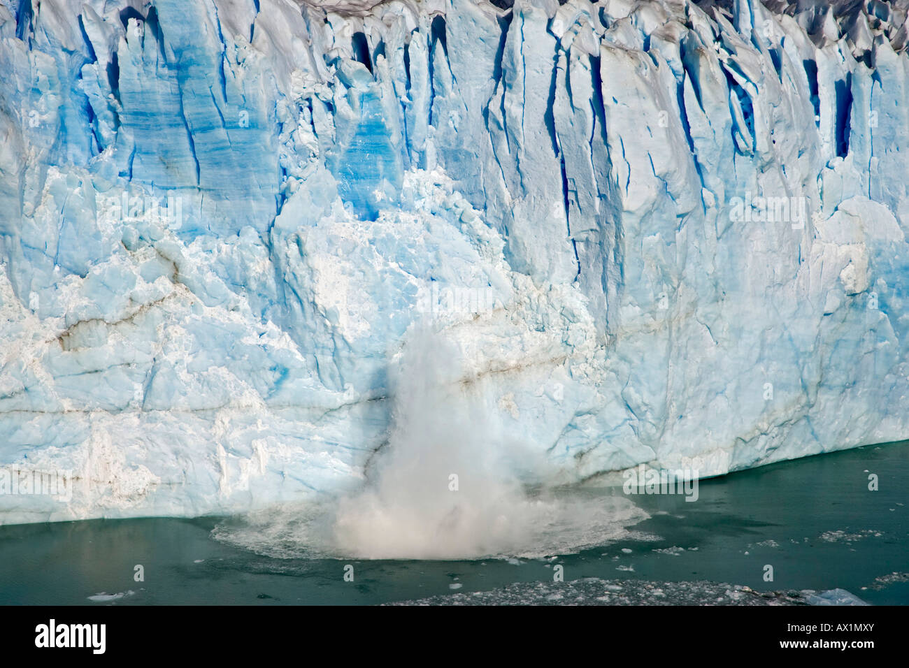 Ice breaks down from the glacier Perito Moreno, National Park Los Glaciares, Argentina, Patagonia, South America Stock Photo