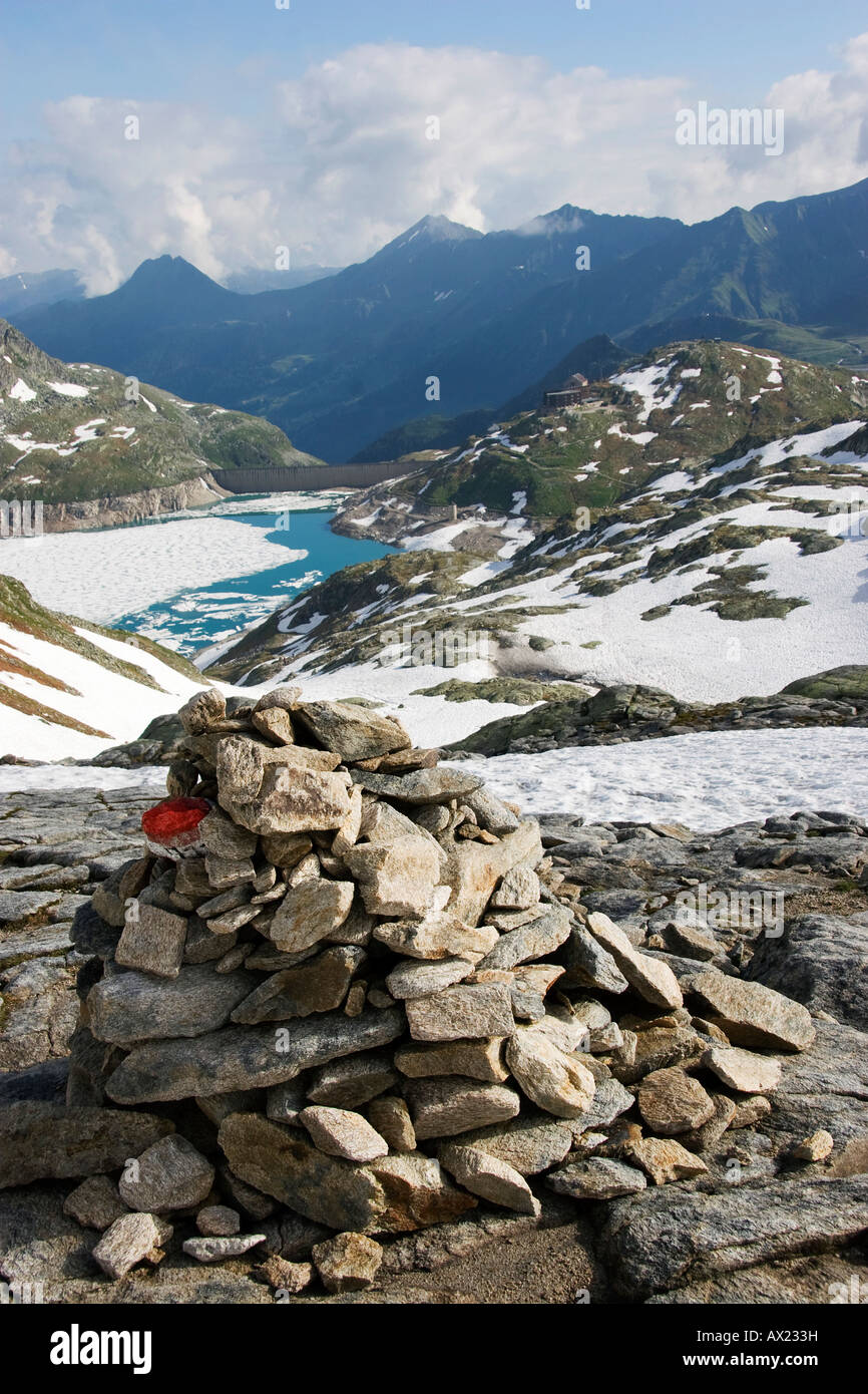 Cairn with view of Rudolfshuette (Rudolph's Cabin) an Weisssee (White Lake), Hohe Tauern National Park, Tirol, Austria, Europe Stock Photo