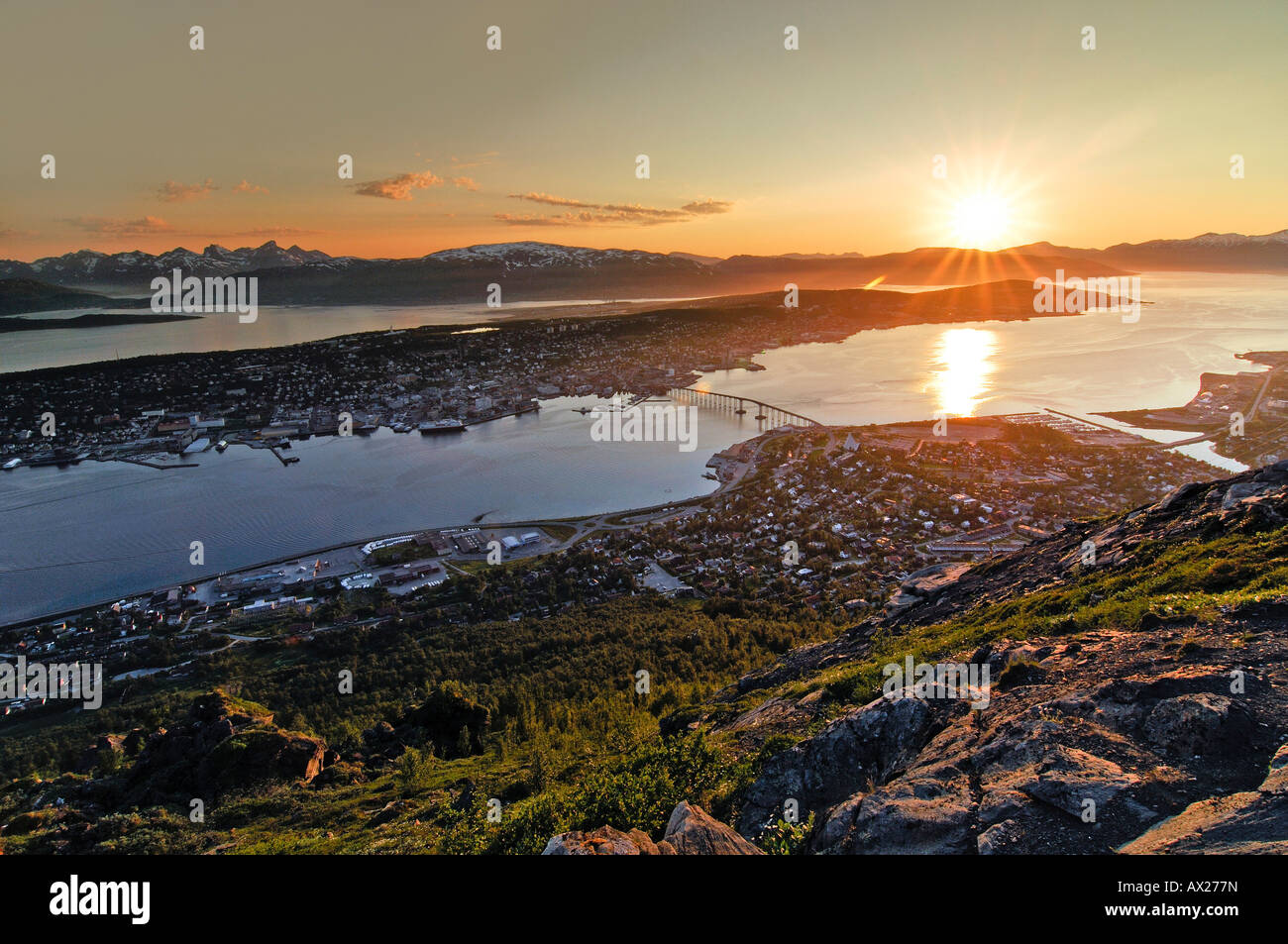 Midnight Sun At Troemso Troms Northern Norway Norway Scandinavia Europe Stock Photo Alamy