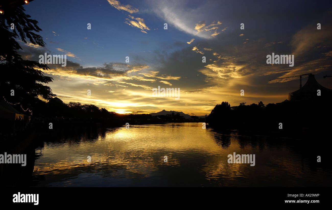 The Sarawak River, Kuching Waterfront and the new Dun (under construction) ar sunset Stock Photo
