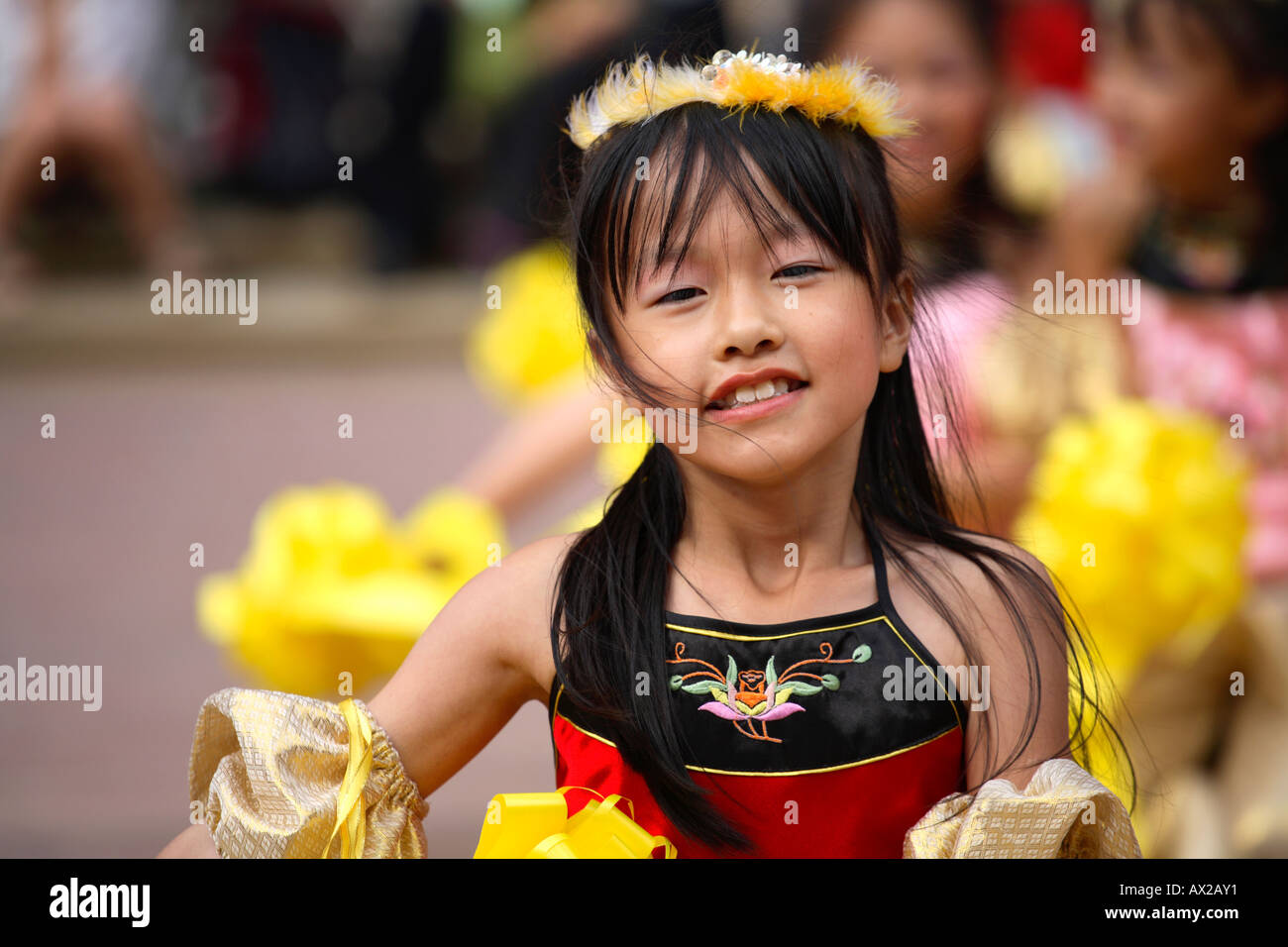 Close up of pretty young Chinese dancer performing at the Chinese Mid-Autumn Festival, V&A Museum, London, 8th October 2006 Stock Photo