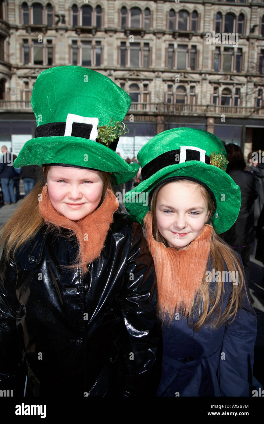 Girls dressed in Traditional Irish clothing for the St Patrick's