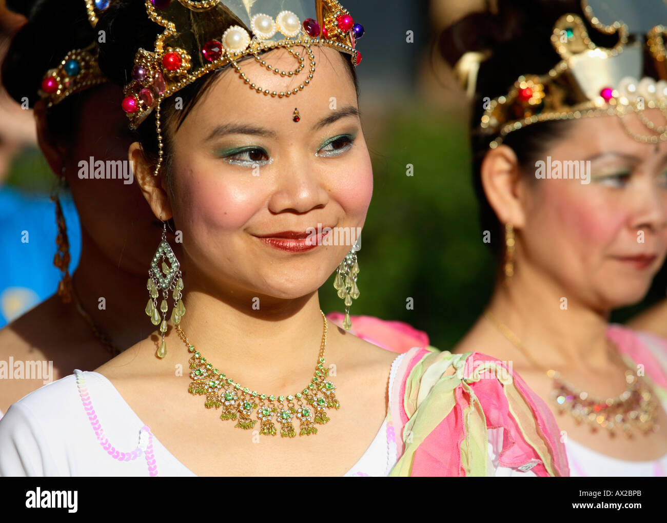 Dancers from the London Fo Guang Shan Buddhist Temple prepare to perform, Chinese Mid-Autumn Festival, V&A Museum, 8th October 2006 Stock Photo