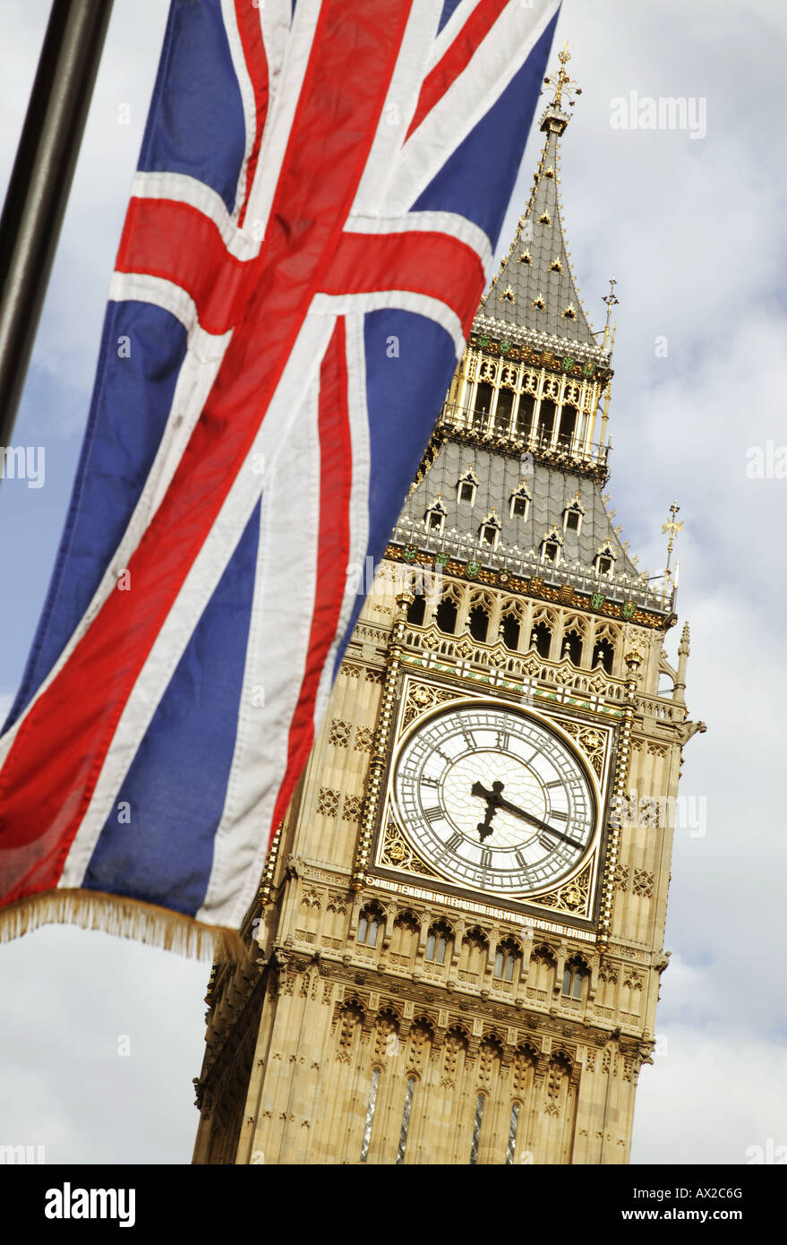 Big Ben and a Union Jack in Parliament Sq, London Stock Photo