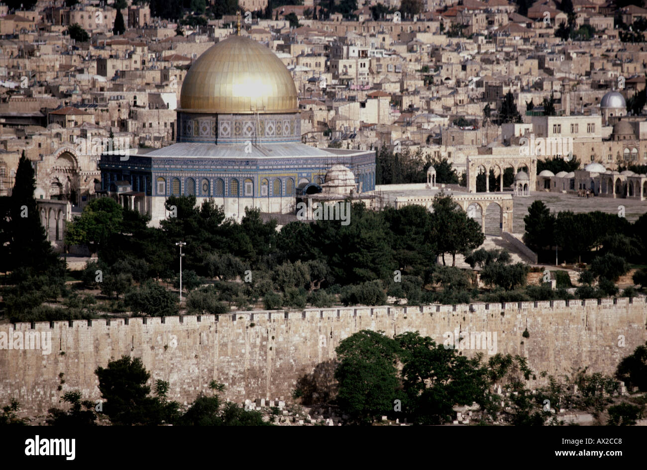 Haram Rocks Dome of the Rock Mosque on the Haram al Sharif in the old city of ...