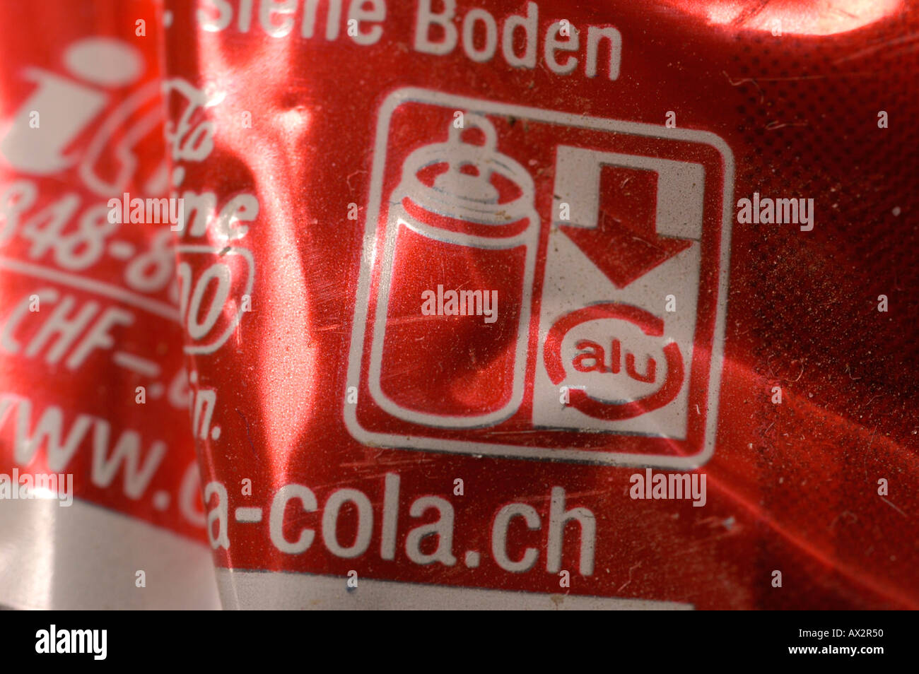 aluminium recycling sign on a coke can, switzerland.  (c) by uli nusko, ch-3012 Bern Stock Photo
