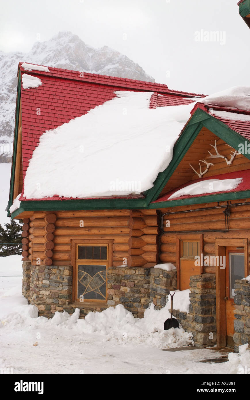CANADA Alberta Banff Banff National Park Num Ti Jah Lodge on Bow Lake