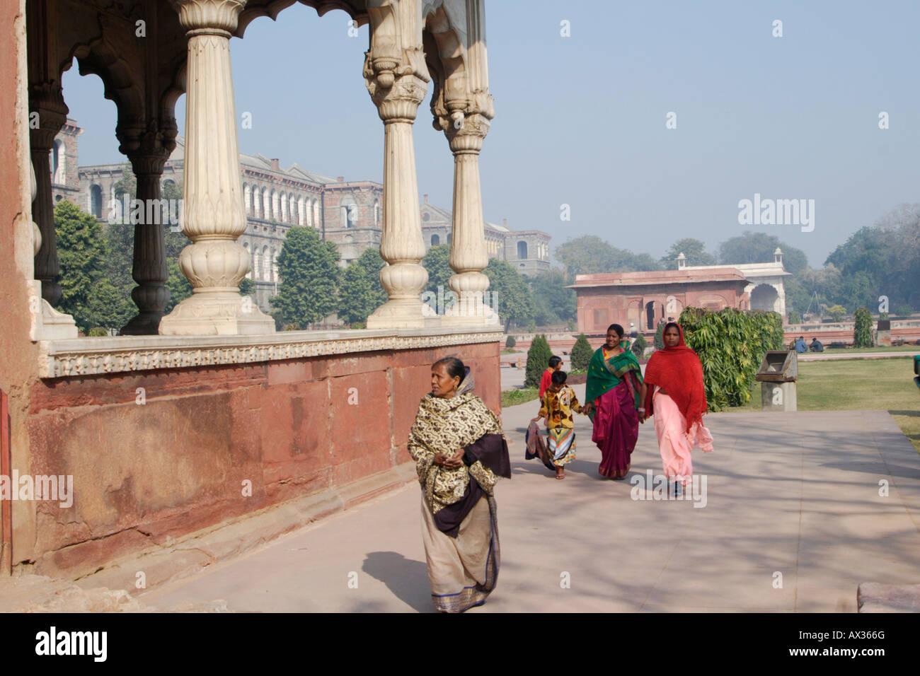 British raj women hi-res stock photography and images - Alamy