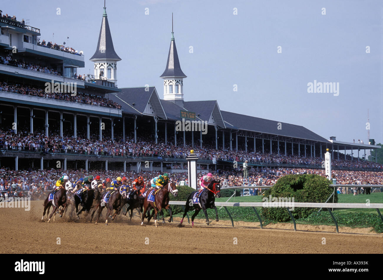 Thoroughbreds Racing Through First Turn of 2000 Kentucky Derby Race