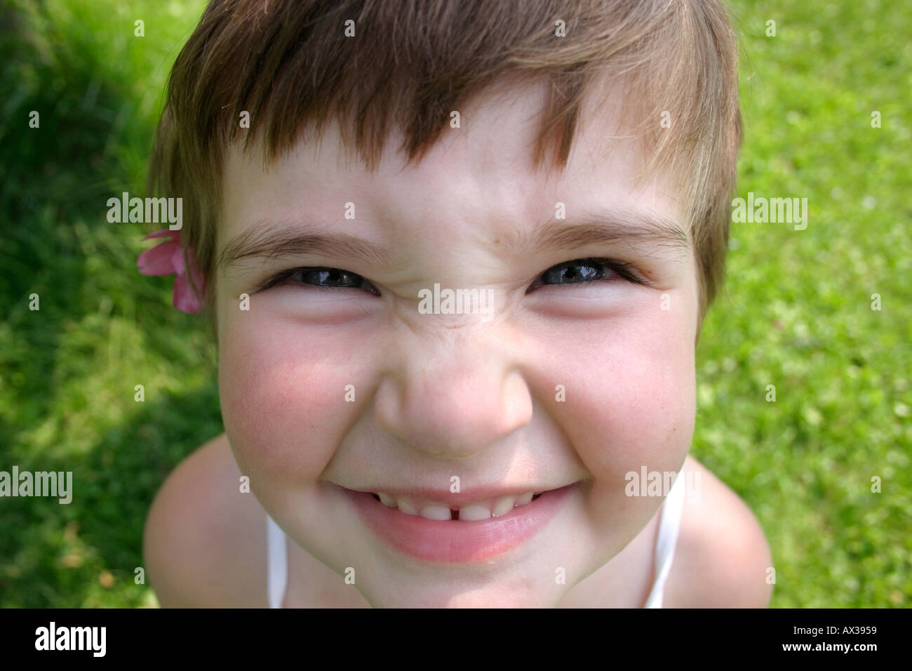Smile child girl hi-res stock photography and images - Alamy