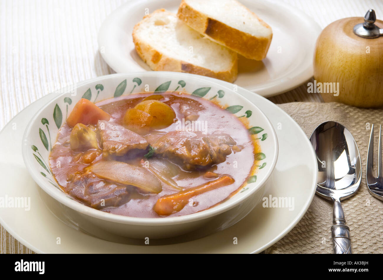 Demi glace sauce hires stock photography and images Alamy