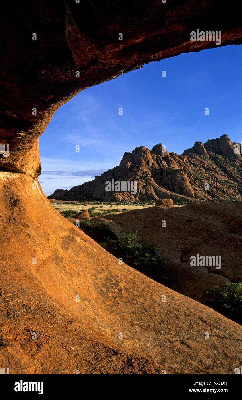 Geography travel namibia rock arch hi-res stock photography and images ...