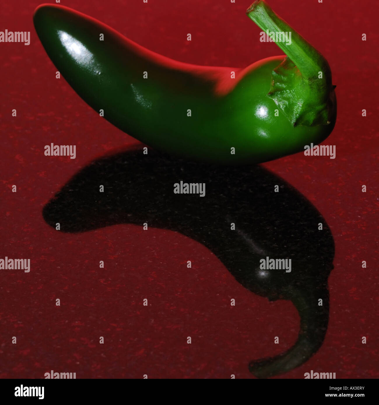 Box Fresh Red Chillies High Resolution Stock Photography and Images - Alamy