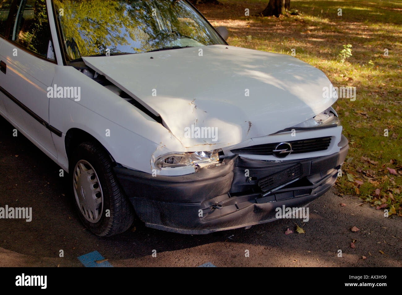 damaged car. (c) by uli nusko, ch-3012 bern Stock Photo