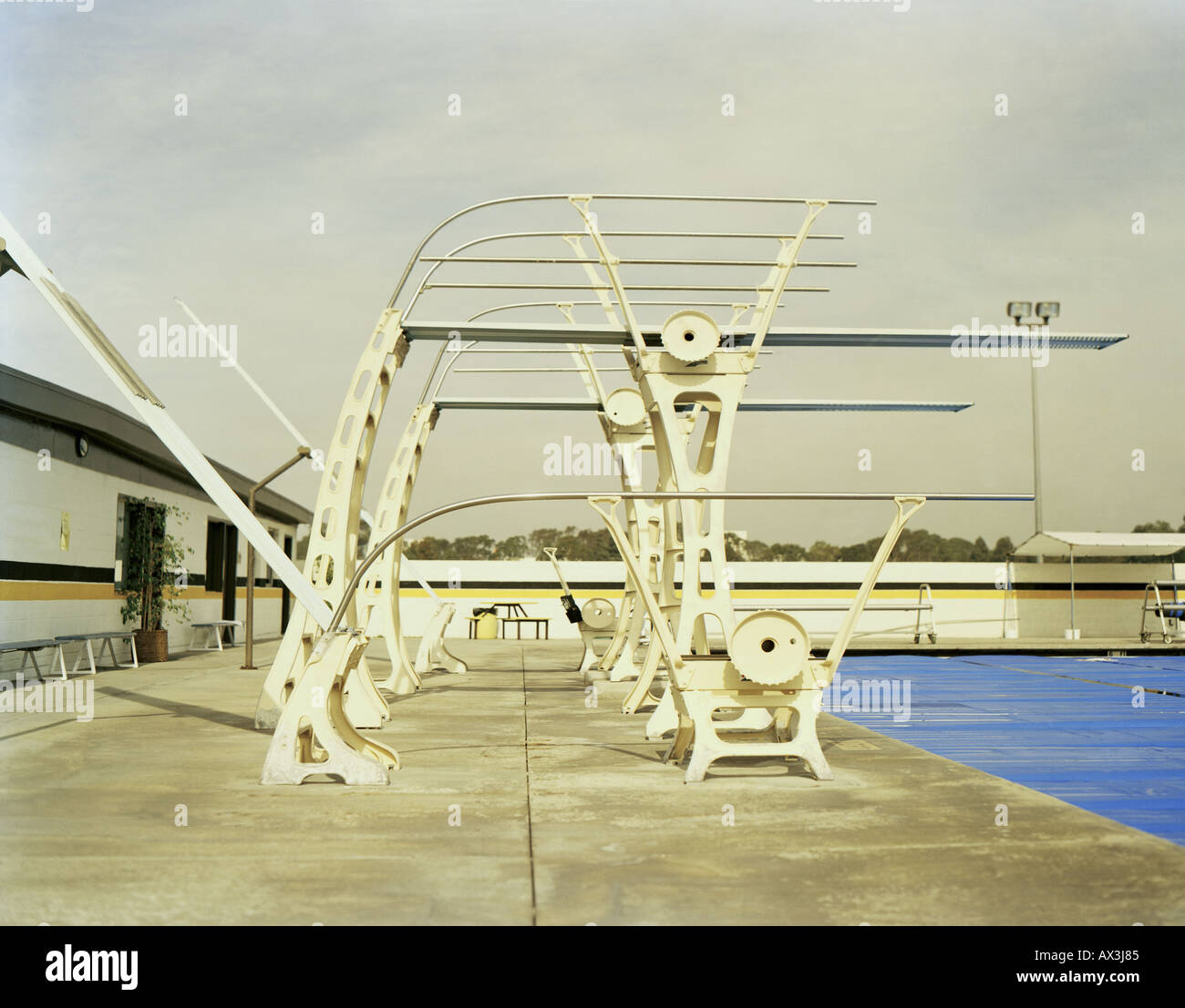 Diving board side view hires stock photography and images Alamy