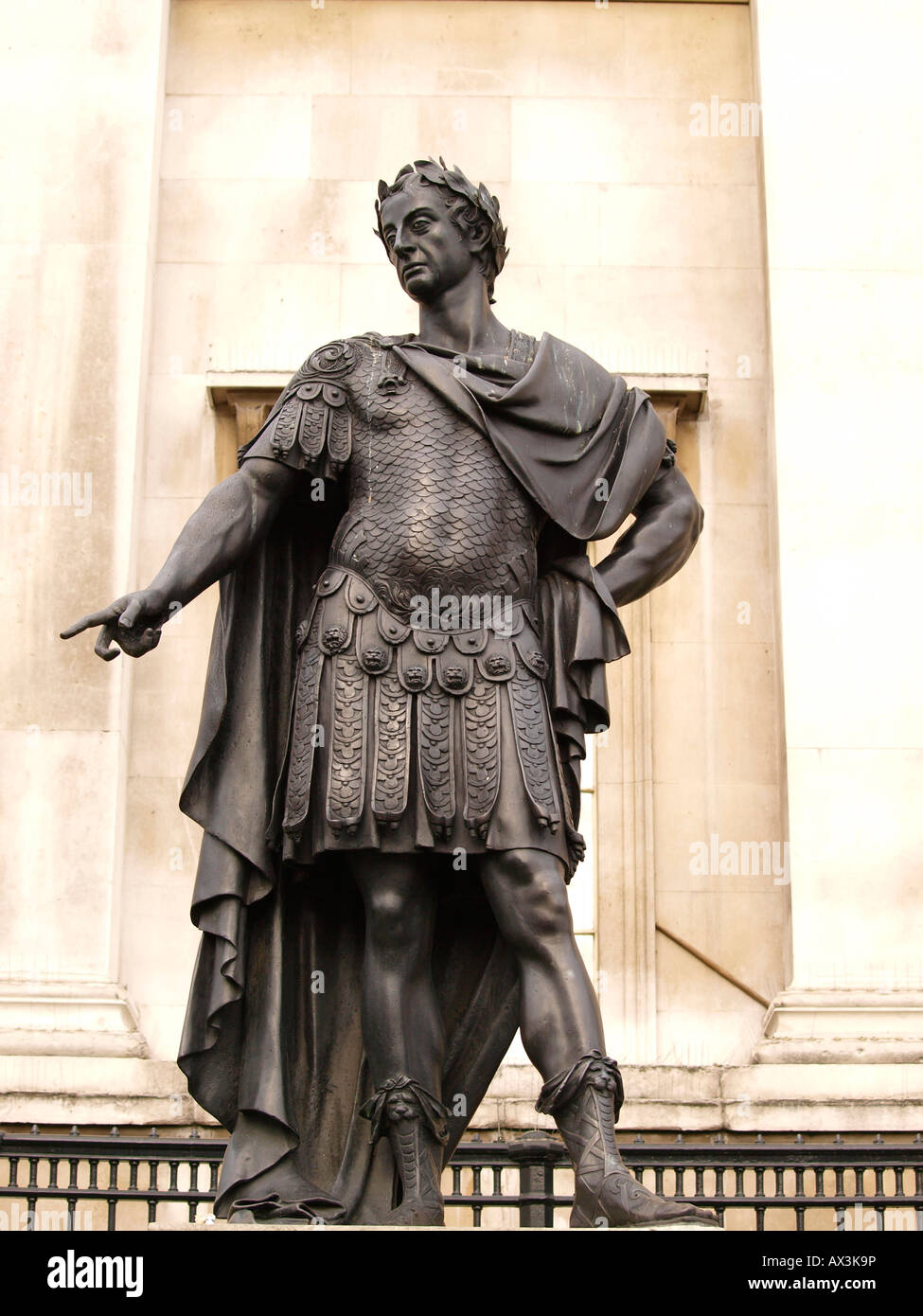 Statue of James II, in Imperial Roman dress as Julius Cesar, by Gibbons Grinling outside the National Gallery London England Stock Photo