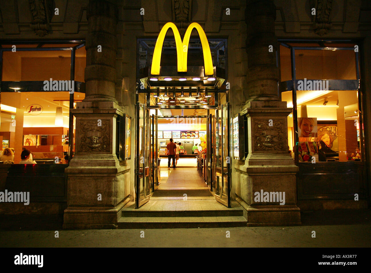 McDonald's restaurant in Vienna Stock Photo - Alamy