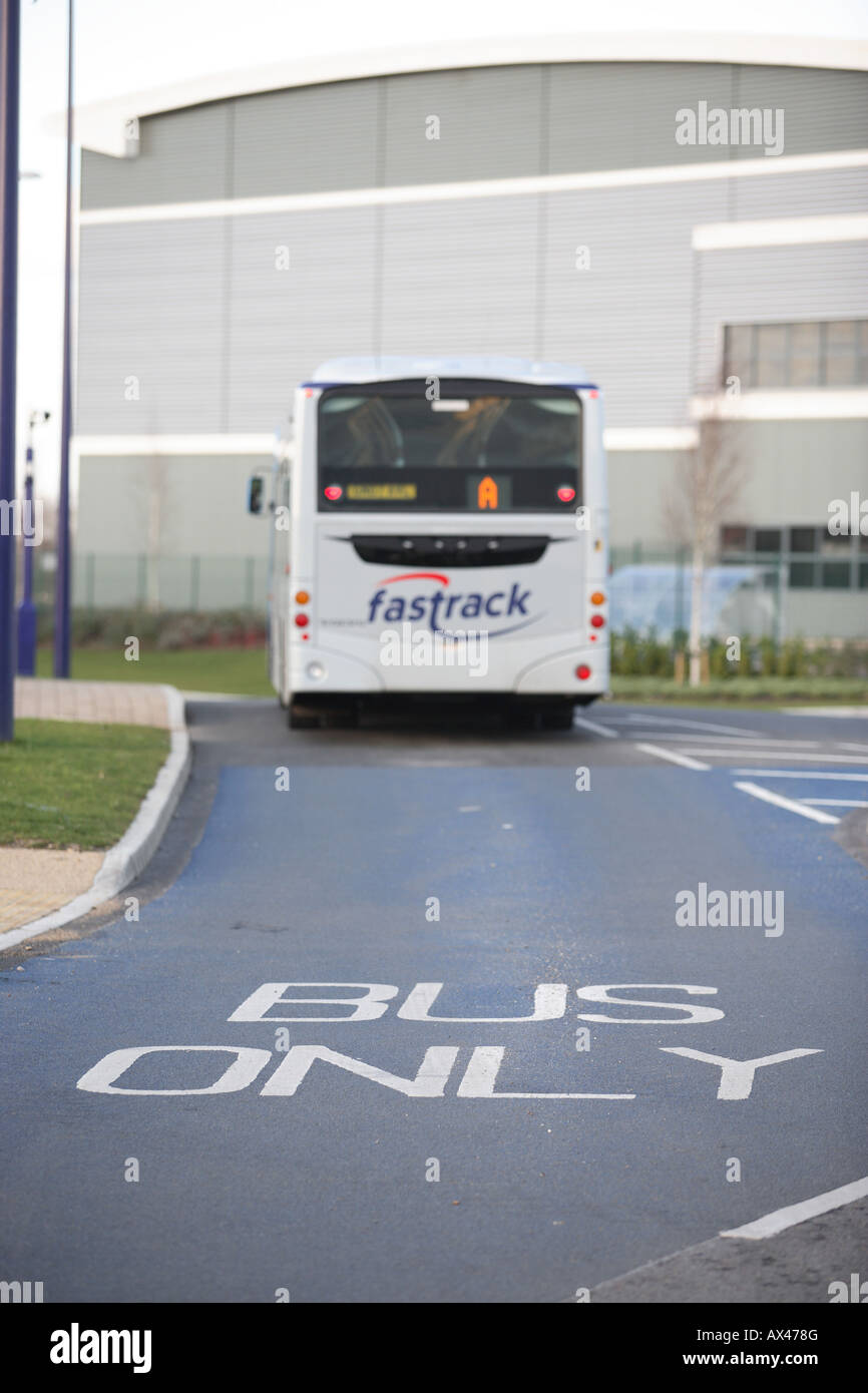 Road with bus marking hi-res stock photography and images - Alamy