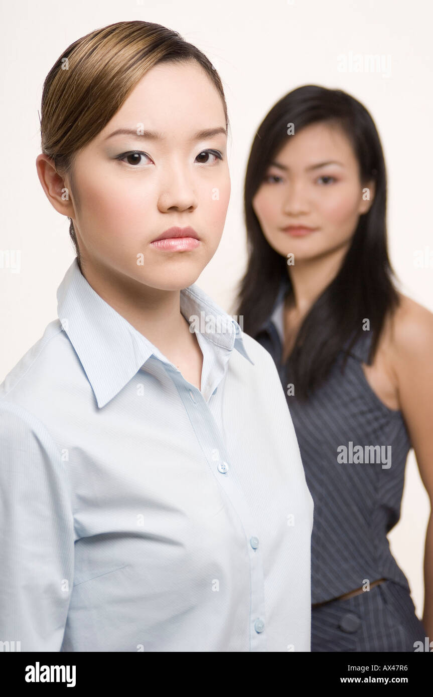 Two pretty asian businesswomen hi-res stock photography and images - Alamy