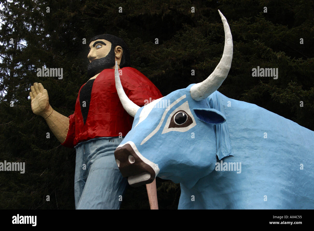 Paul Bunyan and his Blue Ox Babe at Trees of Mystery Klamath California Stock Photo