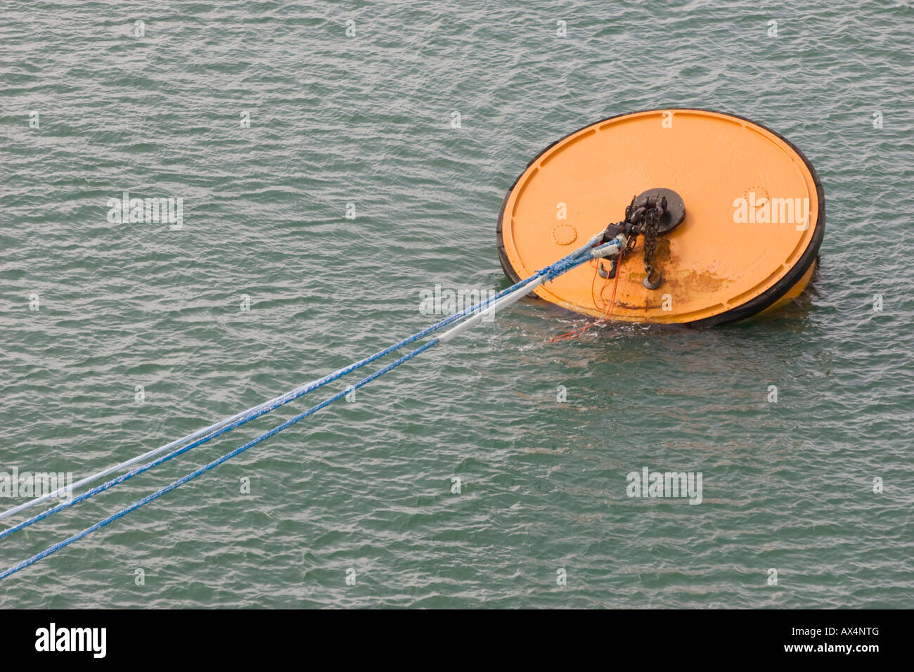 Ship tie down tie down hires stock photography and images Alamy