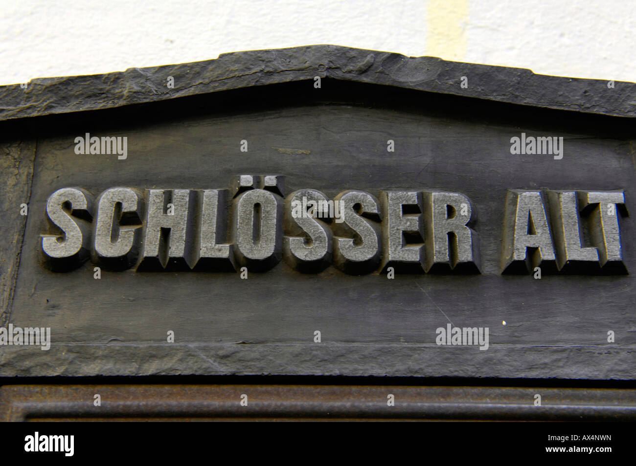 Schlosser Alt Bolkerstrasse Alt Beer Bar Dusseldorf Travel Tourism Stock Photo Alamy