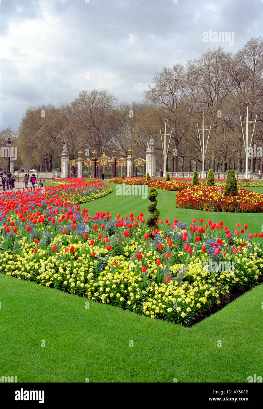 Formal Flower Display Outside Green Park by Buckingham Palace, London ...