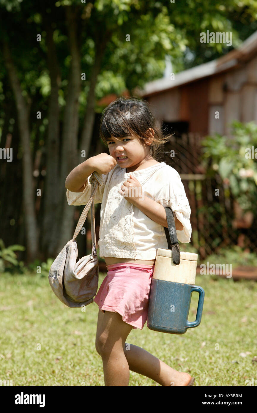 6 year old girl hispanic hi-res stock photography and images - Alamy