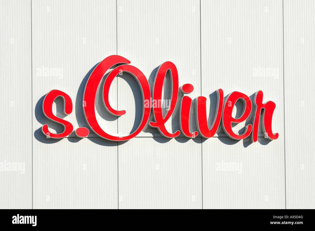 Oliver logo hi-res stock photography and images - Alamy