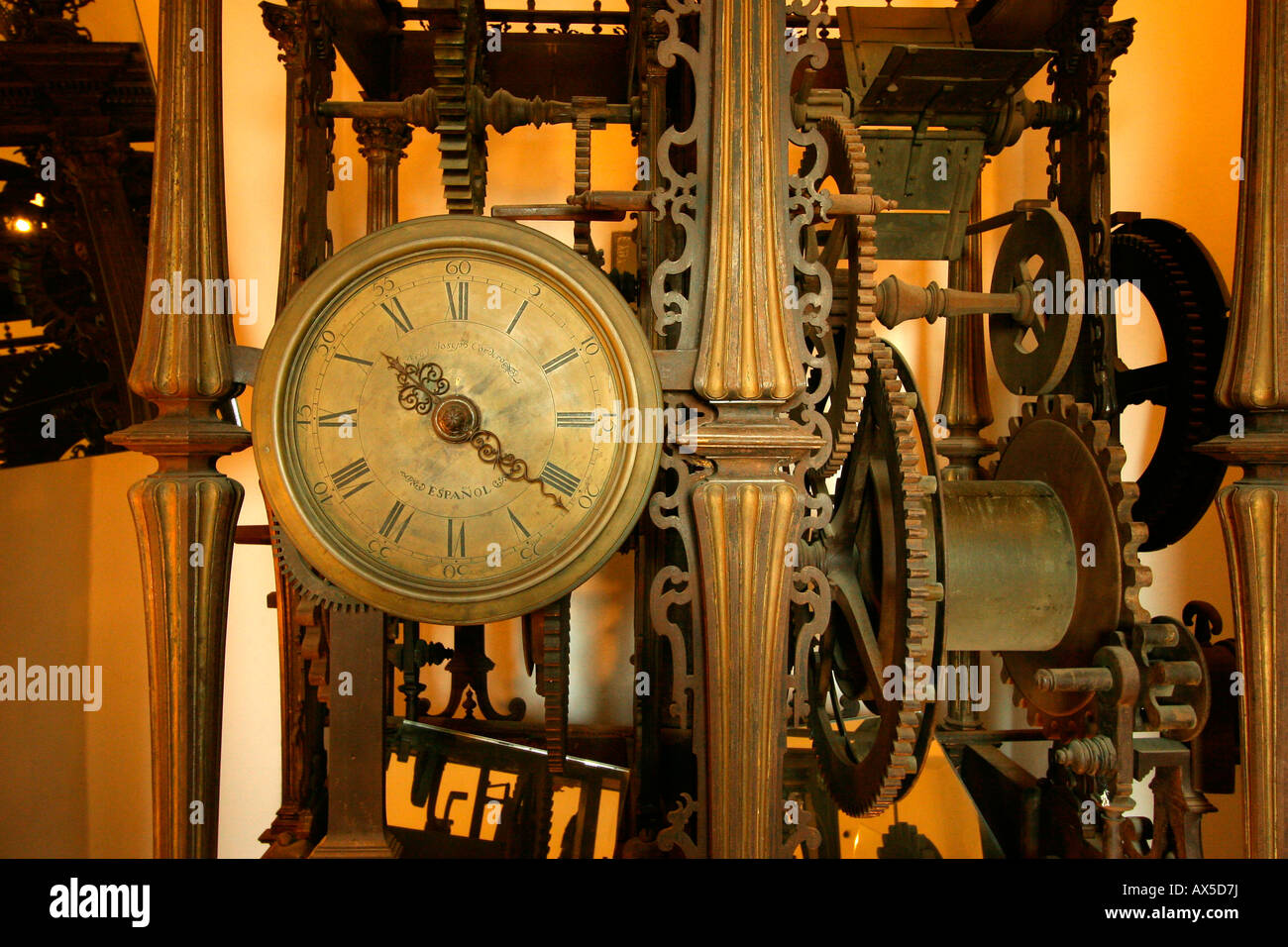 Mechanical clock hires stock photography and images Alamy