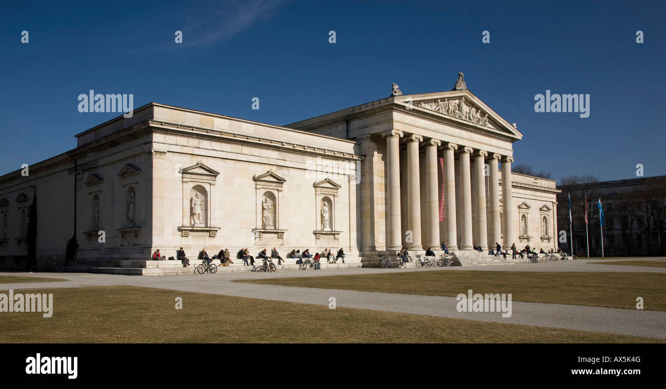 Glyptothek, Koenigsplatz, Munich, Bavaria, Germany Stock Photo - Alamy