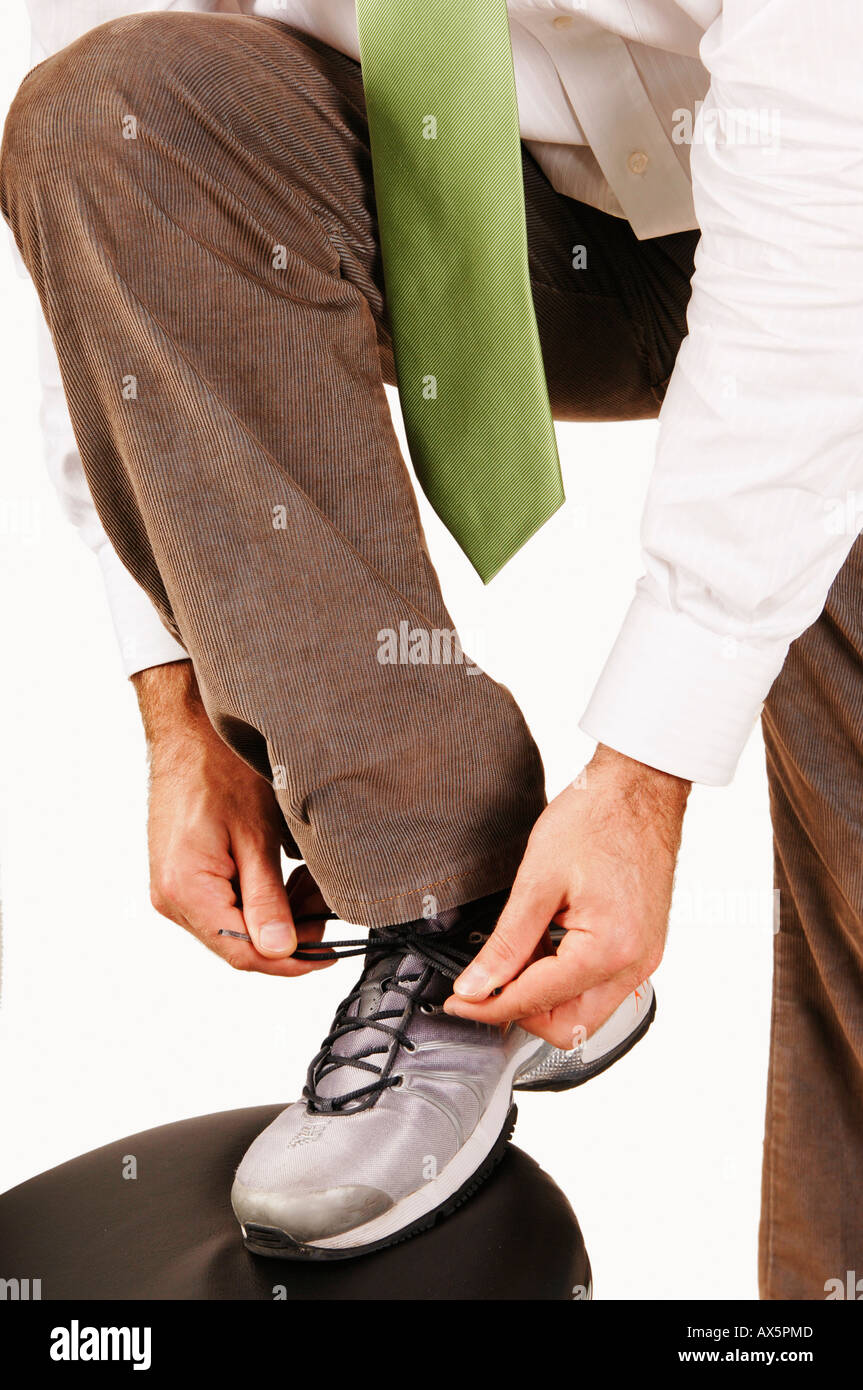 Knotting lace hi-res stock photography and images - Alamy - Minimal Effort Shoe Knotting