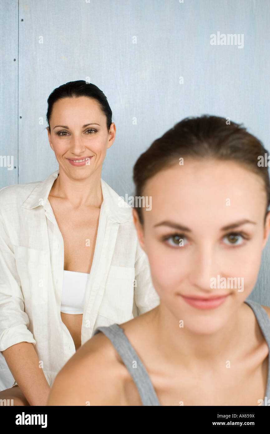 mother and daughter Stock Photo - Alamy