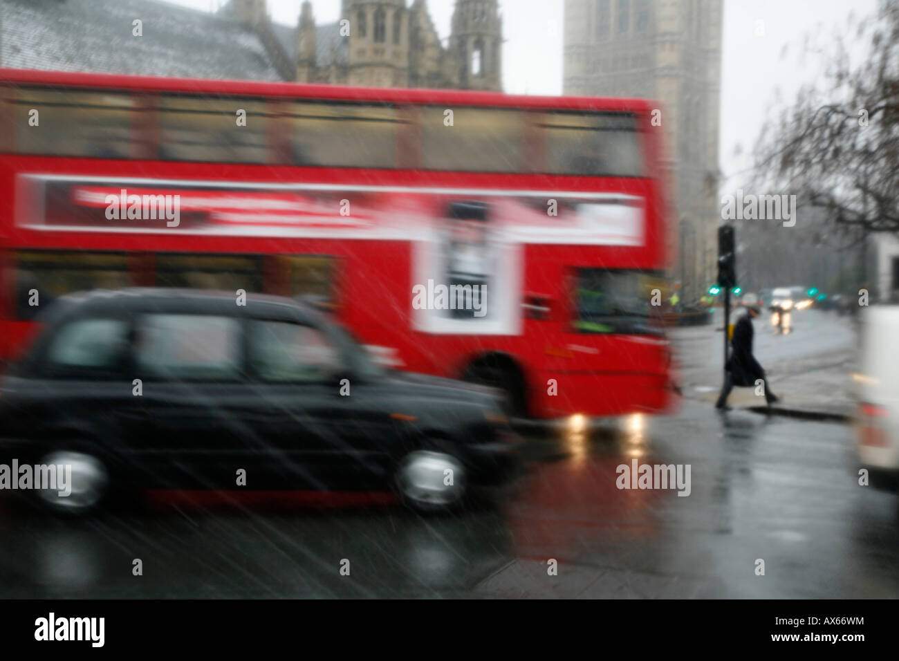 Blizzard conditions on Parliament Square, Westminster, London Stock Photo