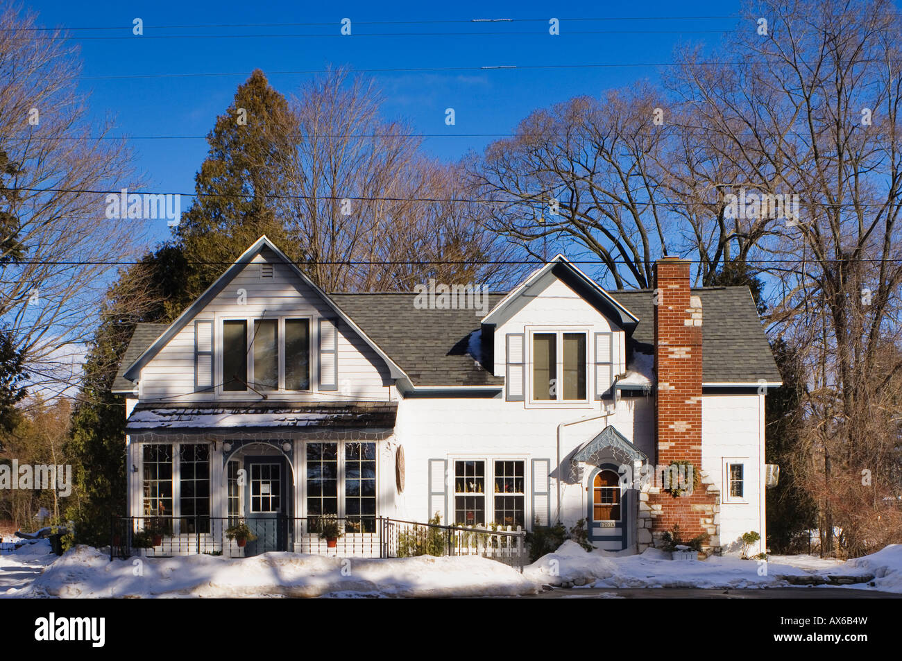 Door County House Blanketed in New Snow Gills Rock Wisconsin Stock