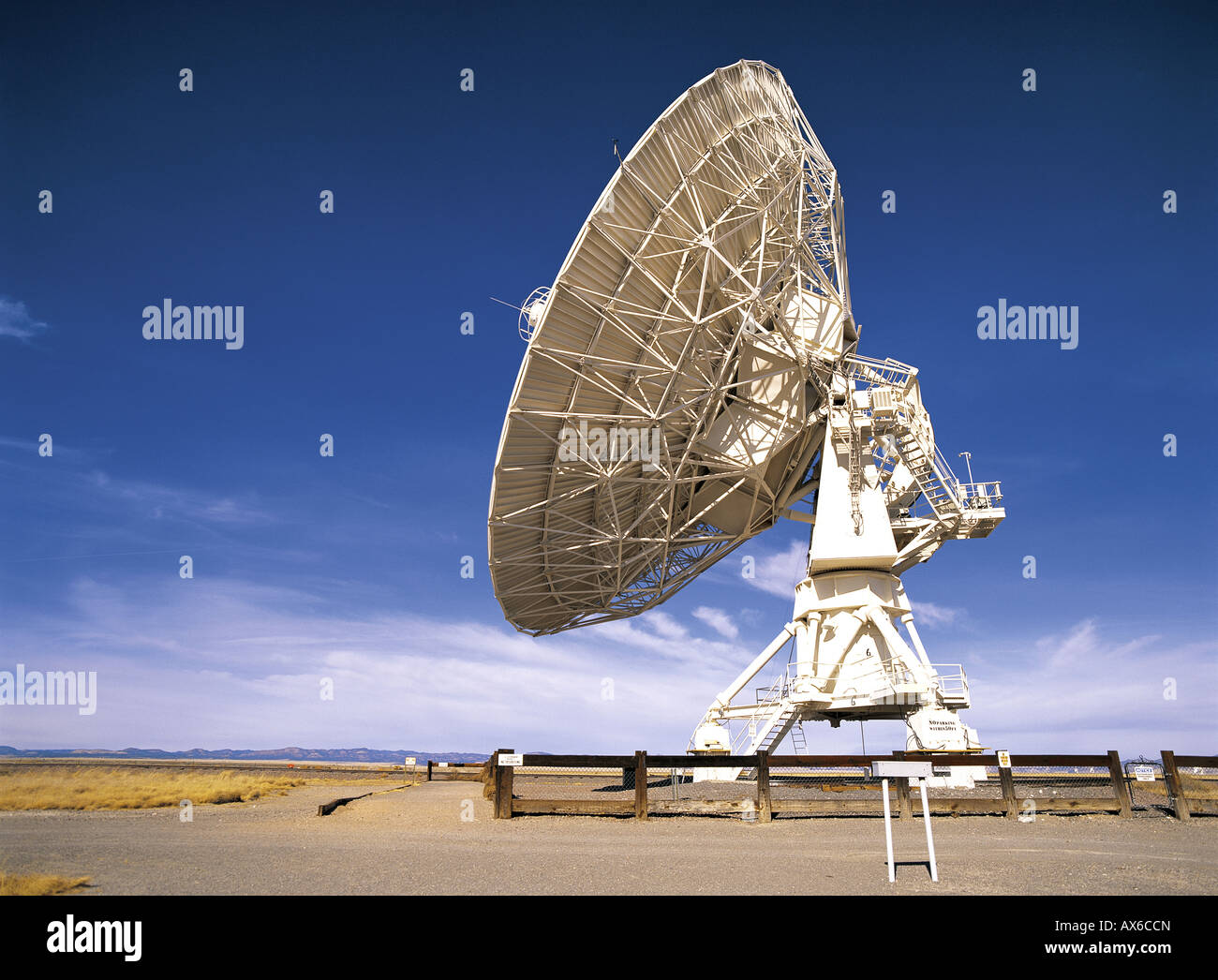 Very Large Array (VLA) antenna of National Radio Astronomy Observatory