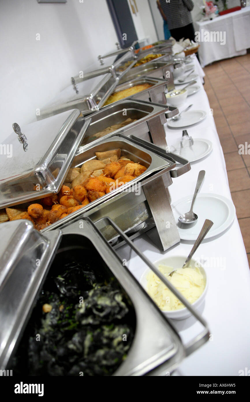 Chafing dish hires stock photography and images Alamy