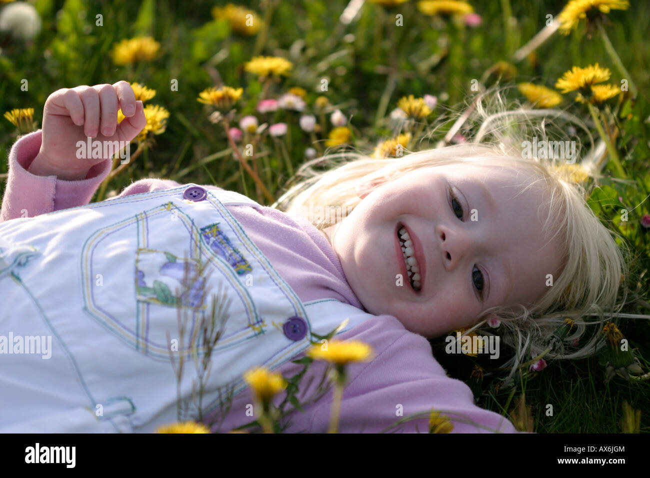 Portrait of girl smiling Stock Photo - Alamy