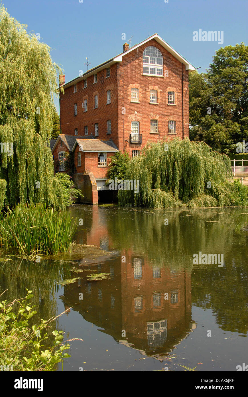 Felsted essex hires stock photography and images Alamy