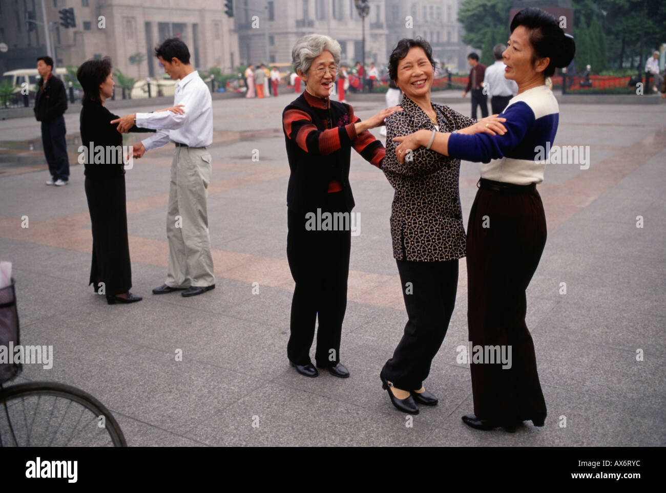 Ballroom Dance China Hi Res Stock Photography And Images Alamy Ballroom Dance China Hi Res Stock Photography And Images Alamy