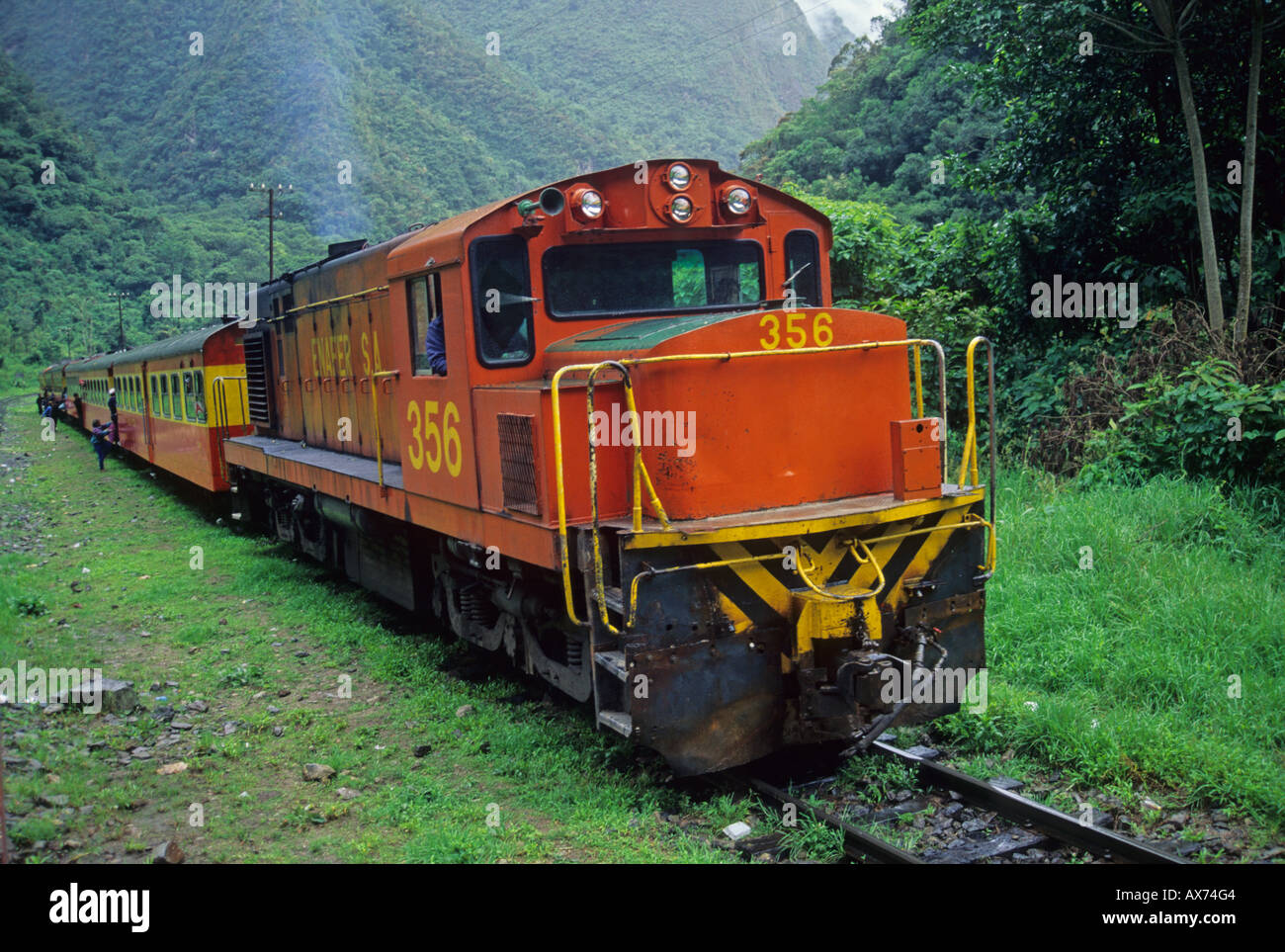 a-train-of-the-high-mountain-railroad-in-machu-picchu-peru-south