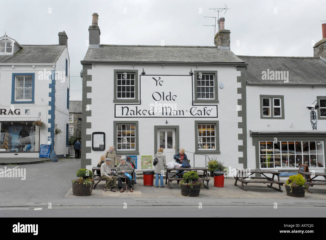 Ye Olde Naked man Cafe in Settle named after the strange plaque on the wall  (to right of picture Stock Photo - Alamy