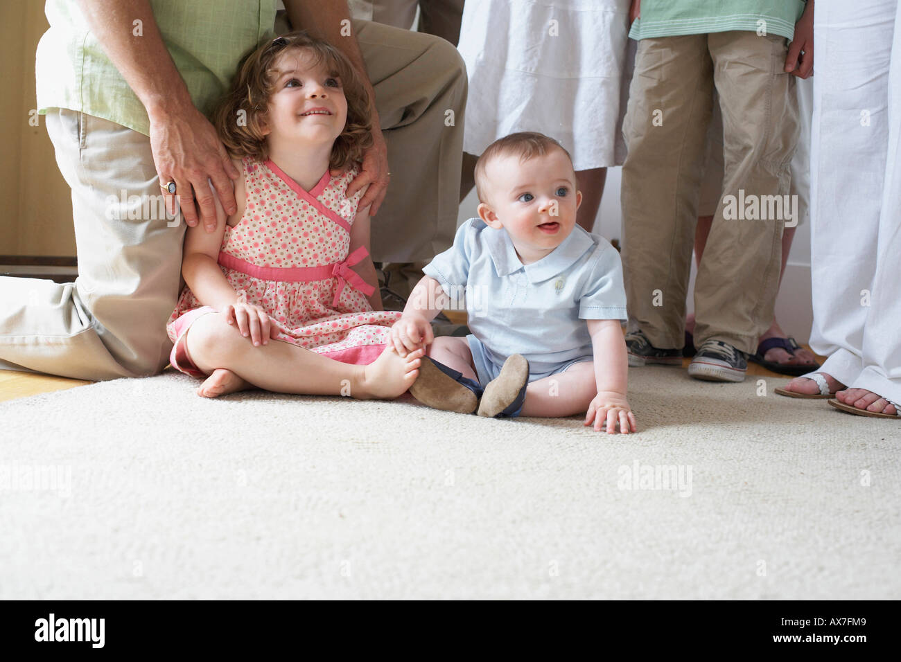 Kneel on the floor hi-res stock photography and images - Alamy