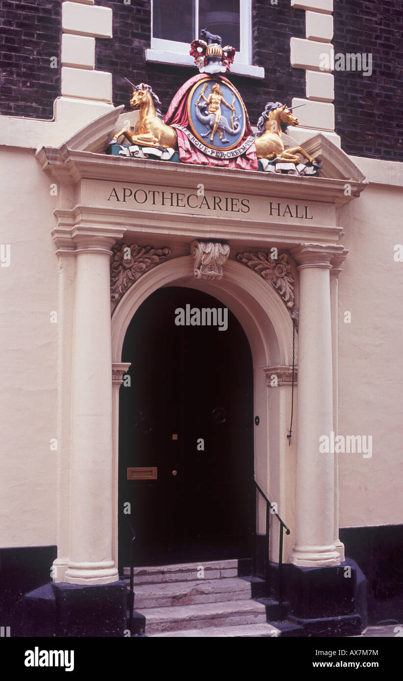 Apothecaries Hall: Entrance with coat of arms above bearing unicorns, archer and fabulous beast, Blackfriars, City of London Stock Photo