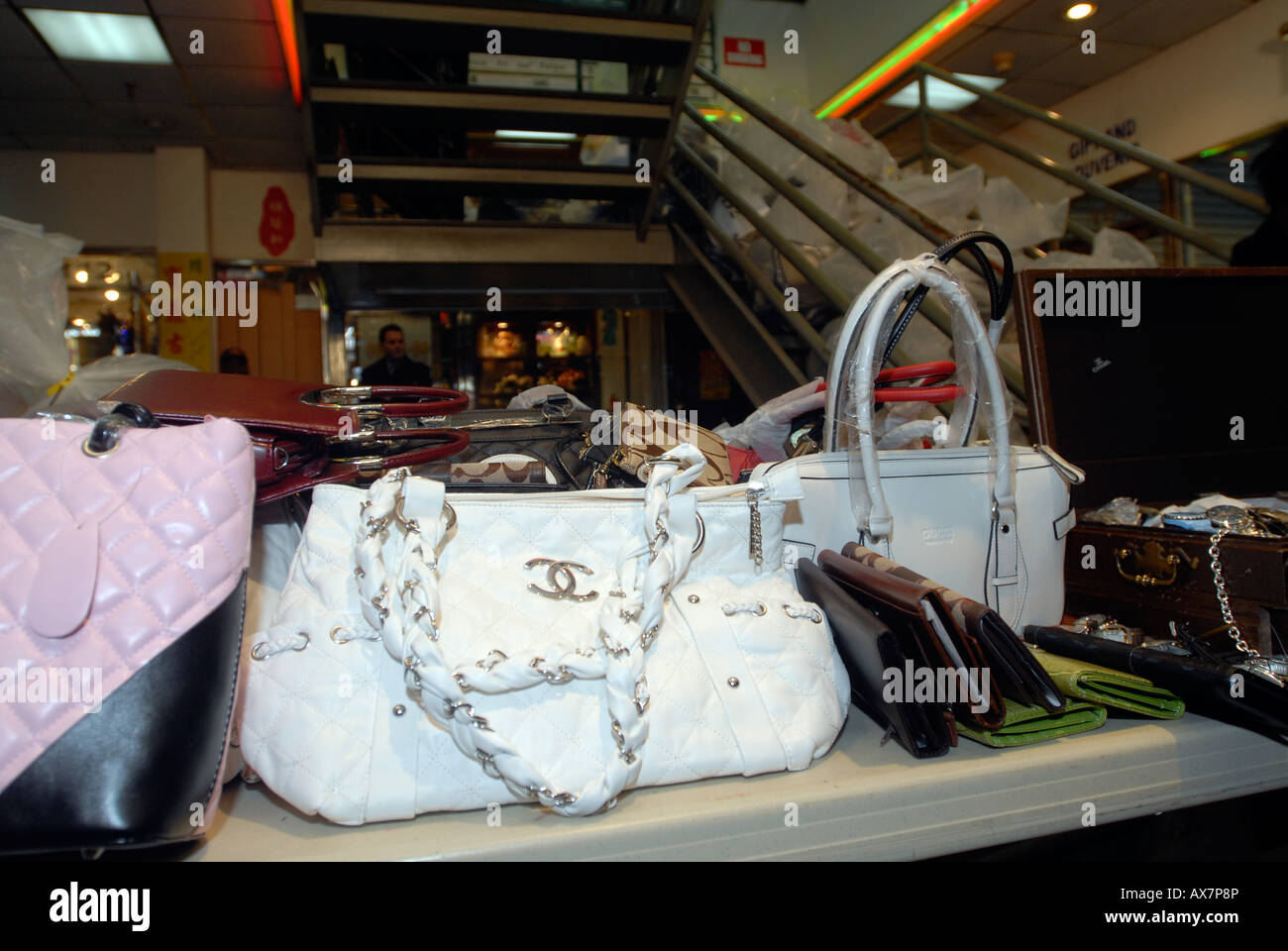 false Louis Vuitton handbags, chinatown, Kuala Lumpur, Malaysia Stock Photo  - Alamy