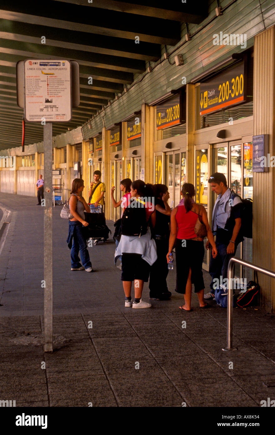 Spaniard, Spaniards, Spanish people, airline passengers, departure